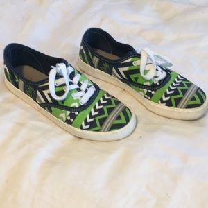 Ladies Seahawks shoes